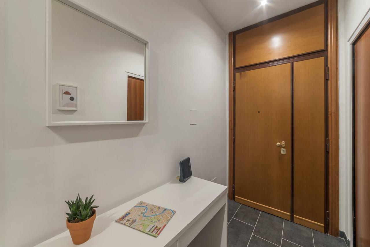 Nomentana White Apartments By Ghor Rom Exterior foto