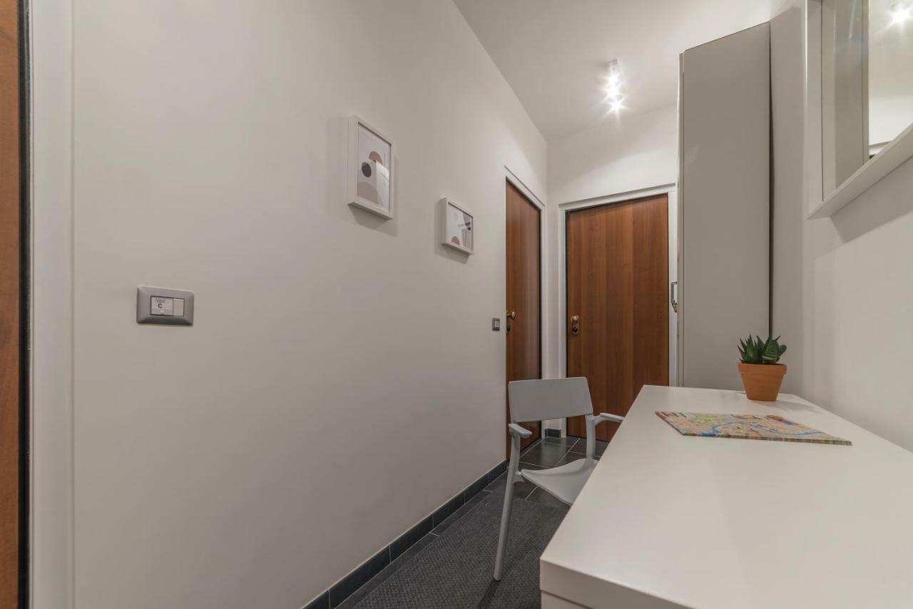 Nomentana White Apartments By Ghor Rom Exterior foto
