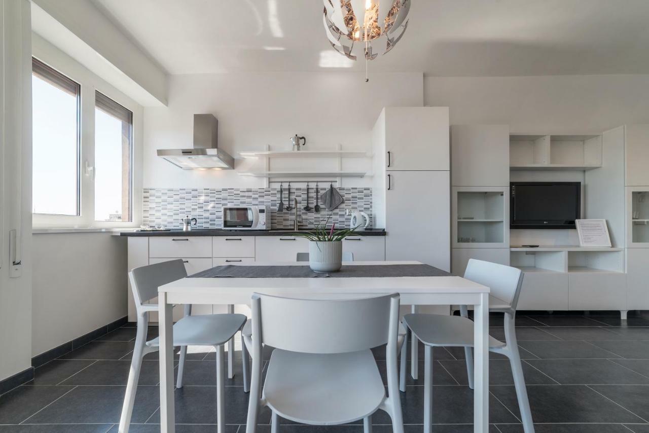 Nomentana White Apartments By Ghor Rom Exterior foto